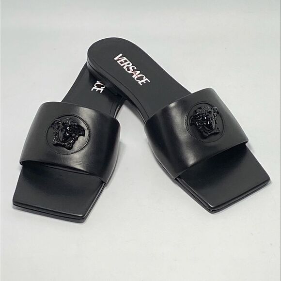 Versace La Medusa Leather Flat Sandals size 37 - Picture 8 of 14
